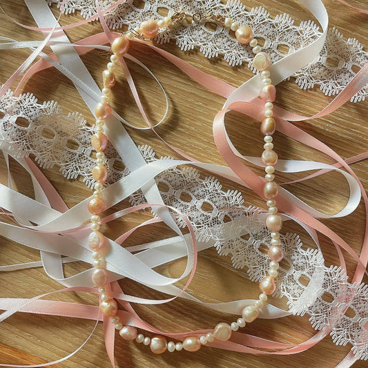 ദ്ദി(。•̀ ,<)~✩‧₊pearly